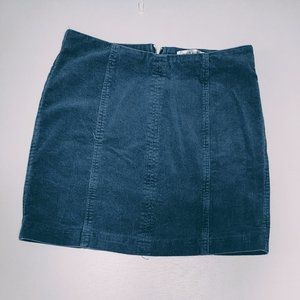 WILD HONEY SKIRT size ,,S   color teal green